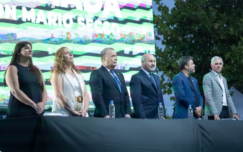 Secco abri&oacute; las sesiones y anunci&oacute; que el 5 de mayo se inaugura el nuevo Palacio Municipal