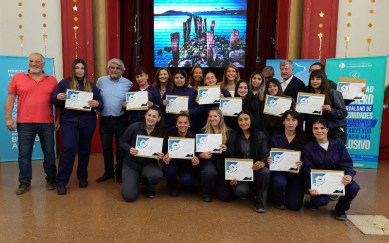 Entrega de diplomas en el Puerto