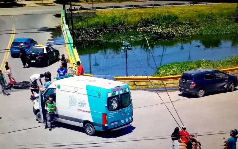 Un joven gravemente herido tras espectacular choque en el puente de Bossinga y Garay