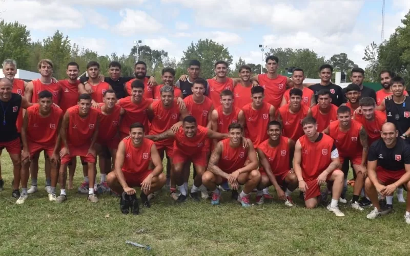 Defensores  debuta este domingo en San Vicente