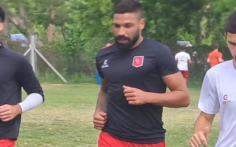 Camba va completando su plantel