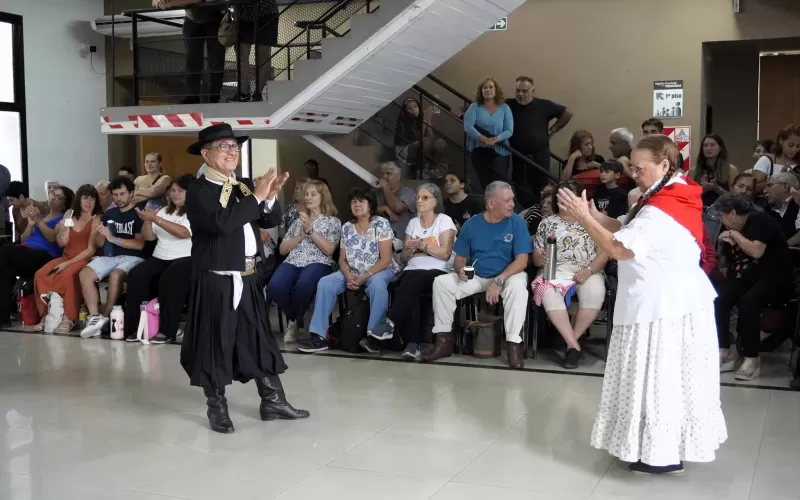 Patio de folklore en La Vieja Estaci&oacute;n