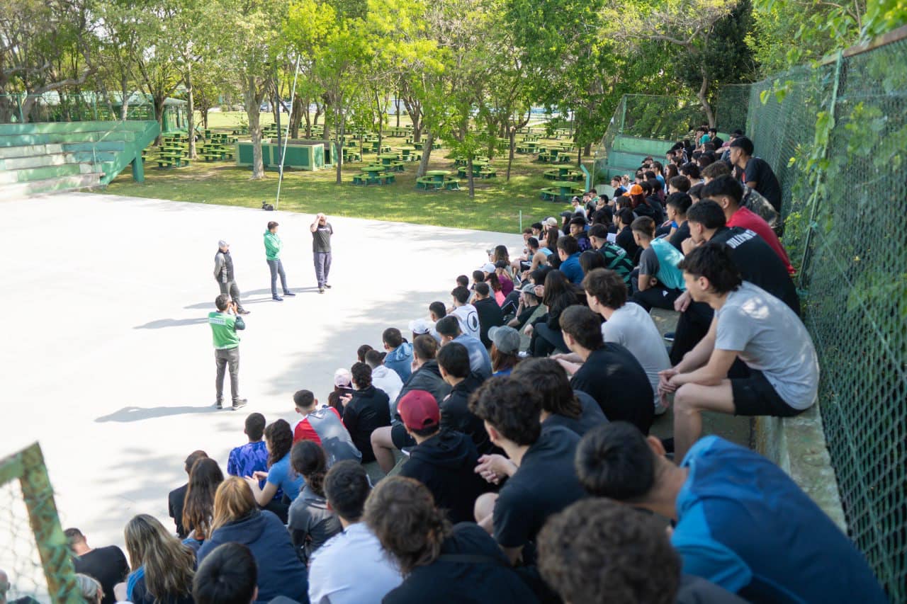 Campamento universitario en Punta Lara, Ensenada